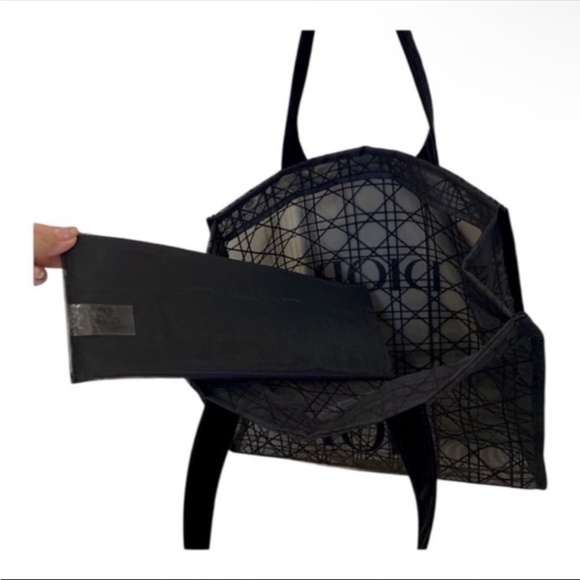 GWP Dior Mesh Tote - Picture 4 of 7